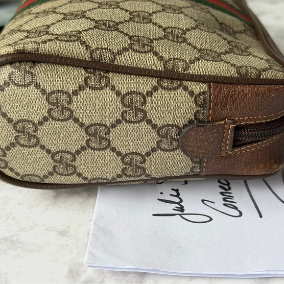 Vintage Gucci pouch - Picture 7 of 16